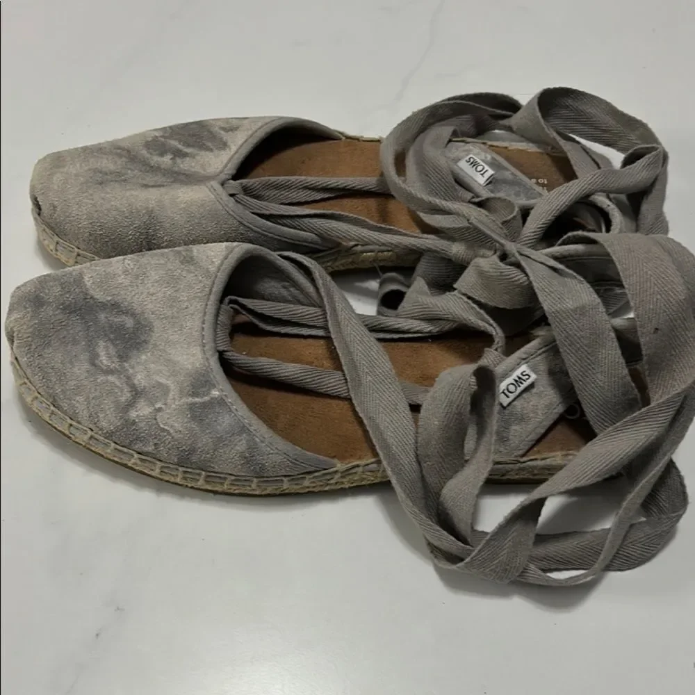 TOMS Women's Gray Espadrille Shoes